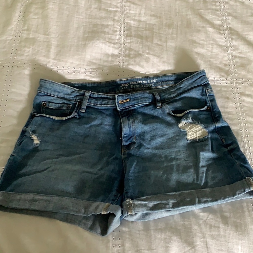 GAP Shorts